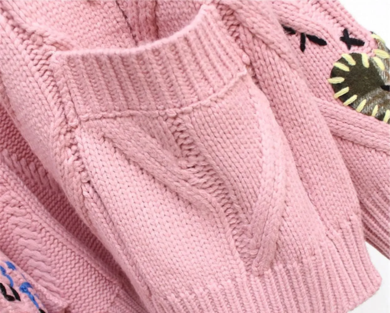 Cardigan Sweaters for Women Cable Knit Cardigan Oversized Button Up Sweaters V Neck Casual Winter Coats with Pockets