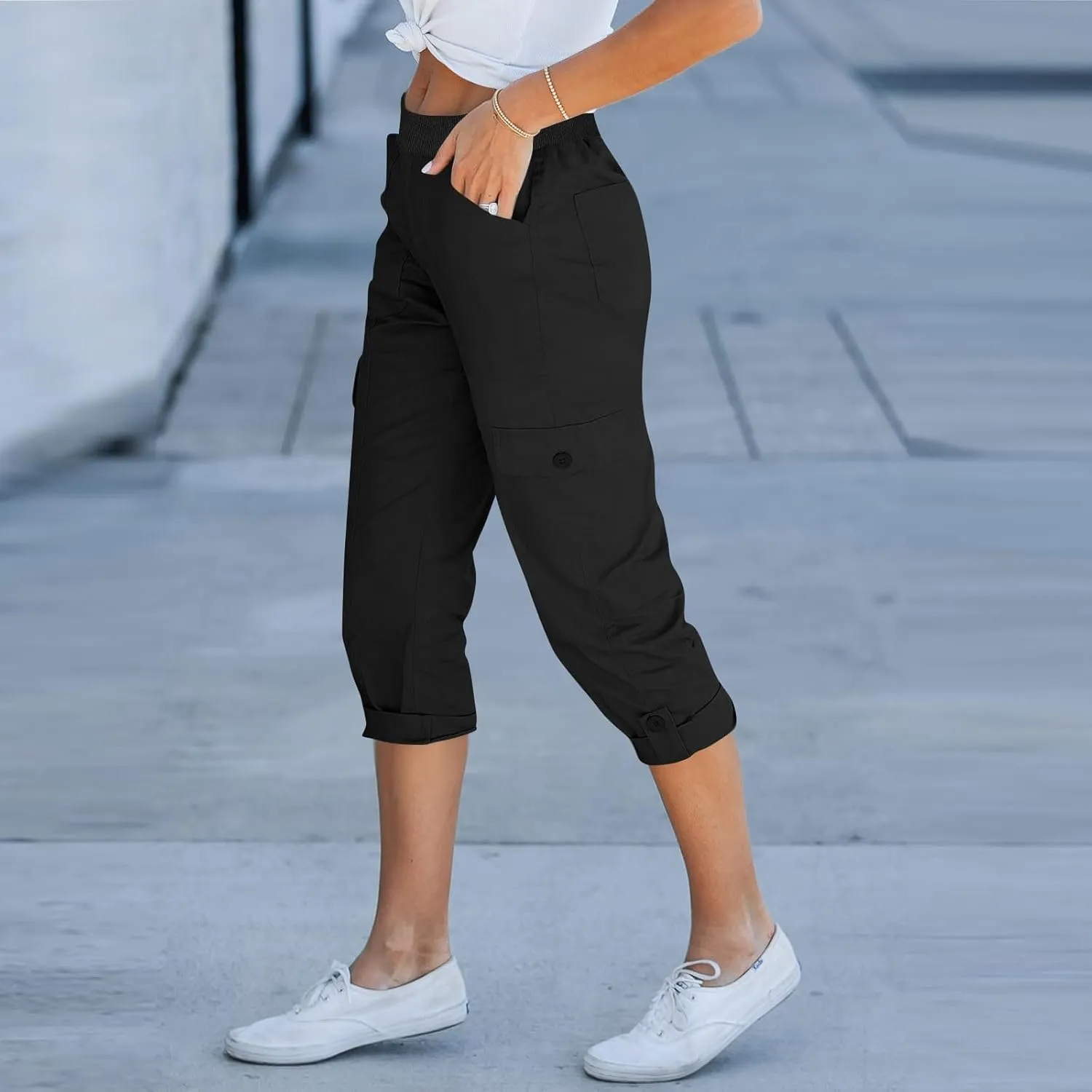 Womens Hiking Cargo Pants Loose Fit Elastic Waisted Pull On Capris Pants Baggy Trousers with Pockets